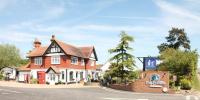 Countryside Holiday Park by the River nr Canterbury (Pet-Friendly) - B&B