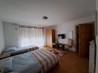 Camera Matrimoniale con Balcone (3 Adulti)