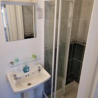 Camera Familiare con Bagno Privato