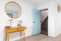 Luna Blu & The Beach Loft Yeppoon- Private Apartments - Bed and Breakfast Yeppoon