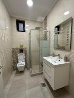 Golden Garden Luxury Apartment in Bucharest - B&B