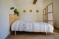 Petite maison de charme au cœur du centre ville - B&B Apt