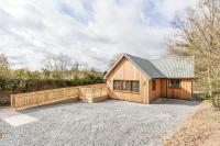 Osprey Lodge 1 with Hot Tub - Bed and Breakfast Newton Stewart