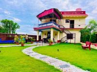 B&B Bhubaneswar - Goroomgo Bottom Up Villa Swimming Pool Bhubaneswar - Bed and Breakfast Bhubaneswar