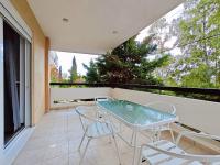 Omorfokklisias by Verde Apartments - Bed and Breakfast