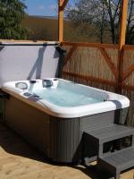 B&B Long Marton - Lakes and Eden Valley. Thornhill Cabin - Bed and Breakfast Long Marton