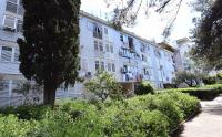 DeMass Apartment - Cozy, Free Parking and WiFi - B&B
