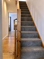 House with parking, short stroll to Quay, shops and restaurants - Bed and Breakfast