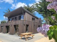 JOLIE MAISON BOIS 8 à 10 personnes - B&B