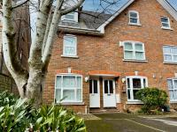 B&B Bournemouth - Hydeaway beautiful 3 bedroom house in a great location - Bed and Breakfast Bournemouth