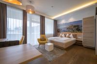 Studio met Queensize Bed - Geschikt voor Mensen met een Lichamelijke Beperking