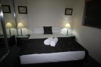 One-Bedroom Apartment with Balcony