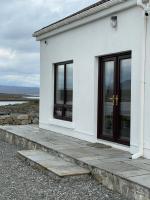 B&B Galway - Apartment at Island Cottage, Inishnee, Roundstone - Bed and Breakfast Galway