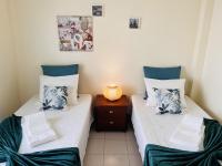 Julias Beach Retreat - B&B