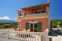 Villa with Garden View