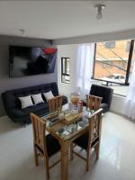 ELEGANTE Y AMPLIO APARTAMENTO - B&B