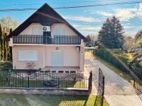 Betti - Bed and Breakfast Balatonkeresztúr