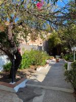 GH Al Fortino Bilocale con Giardino - Ferienwohnung Carloforte