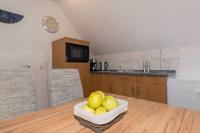 Apartment with Shower
