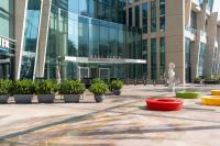 Prestige Living 1BR with Full Burj Khalifa View by Auberge - B&B