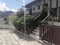 Lilian Beachfront Apartments - Ferienwohnung Neo Klima