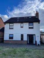 Large, Quiet, Sleeps 16, 4 bathrooms, Parking, Leicester - B&B Leicester