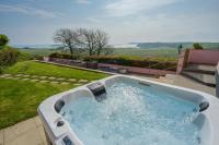 B&B Tenby - Priory Bay Escapes - Matahari - Bed and Breakfast Tenby