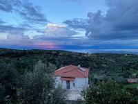 B&B Vasilitsi - Cozy garden cottage with stunning sea views - Bed and Breakfast Vasilitsi