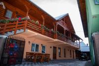 Pensiunea Ioana Mariana - Bed and Breakfast Botiza