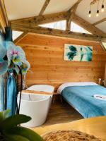 B&B Roussayrolles - Chalet Dalo cosy spa privé - Bed and Breakfast Roussayrolles