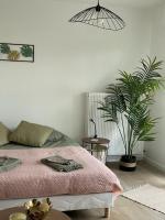 B&B Saint-Louis - Studio T à 5mn euro airport avec terrasse - Bed and Breakfast Saint-Louis