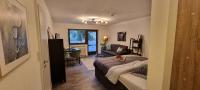 B&B Aschaffenbourg - Tolle Wohnung im Industrial Style mit Parkplatz - Bed and Breakfast Aschaffenbourg