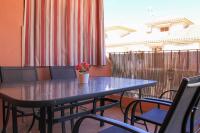 Centrally located 2 bed apartment los alcazares - B&B