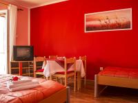 Studio Apartment with Terrace and Sea View