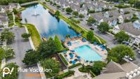 2222 Venettian Bay retreat- 3 bedroom full of amenities