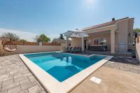 Holiday house Karla - B&B Zadar