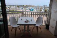Studio Valras vue Port et Mer, Wi-Fi gratuit, Parking box fermés avec vélos inclus - Chambres d'hôtes Valras-Plage