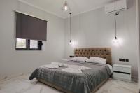 Iphigenia Luxury Flat - Ferienwohnung