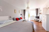 Sonnenblumenhaus 01 - B&B Ostseebad Prerow