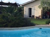 Escapade tranquille près de Bordeaux , chambre indépendante avec petit-déjeuner - Bed and Breakfast Cénac