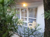 Bowler Hat Apartment Belgrade - Bed and Breakfast Zvezdara