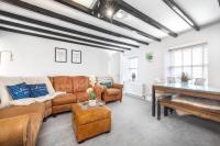 Hollie's Beach House - B&B Peel