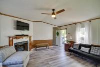 Fire Pit and Deck Peaceful Silver Creek Retreat - B&B Prentiss