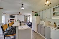 Fire Pit and Deck Peaceful Silver Creek Retreat - B&B Prentiss