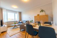 B&B Kuressaare - Stylish Central Apartment by Kuus Sõlme - Bed and Breakfast Kuressaare
