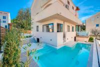 Private pool amazing apartmant - B&B