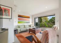 Stylish and serene living in Kohimarama - B&B