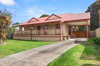 B&B Inverloch - Beilby Beach Cottage - Free WiFi & Foxtel - Pet Friendly Outside Only - Bed and Breakfast Inverloch