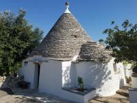 Antico trullo immerso nella campagna - B&B Alberobello