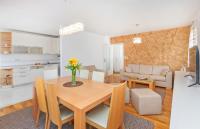 Comfortable 2BDR Apartment Laura Lapad with private garage - Bed and Breakfast Dubrovnik